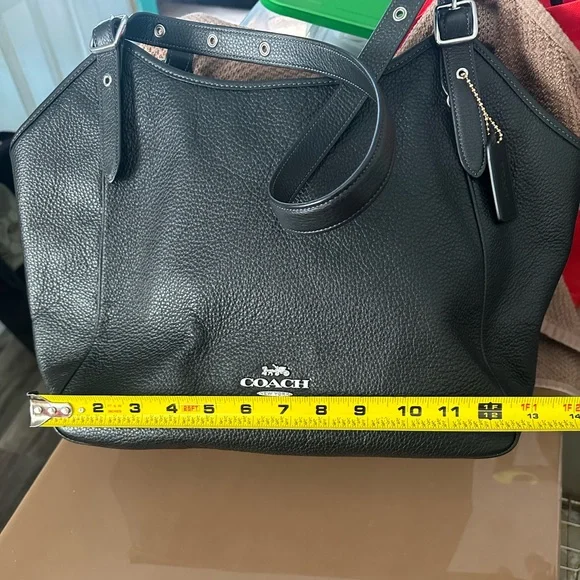 Coach Black Pebbled Leather Shoulder Bag - Picture 6 of 9